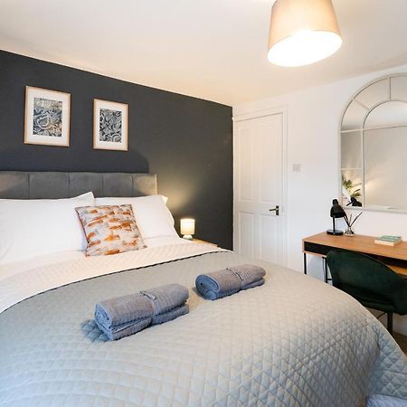Stunning 2-Bedroom Home In City Centre With Wi-Fi! Tunbridge Wells Extérieur photo