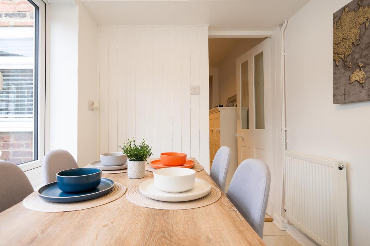 Stunning 2-Bedroom Home In City Centre With Wi-Fi! Tunbridge Wells Extérieur photo