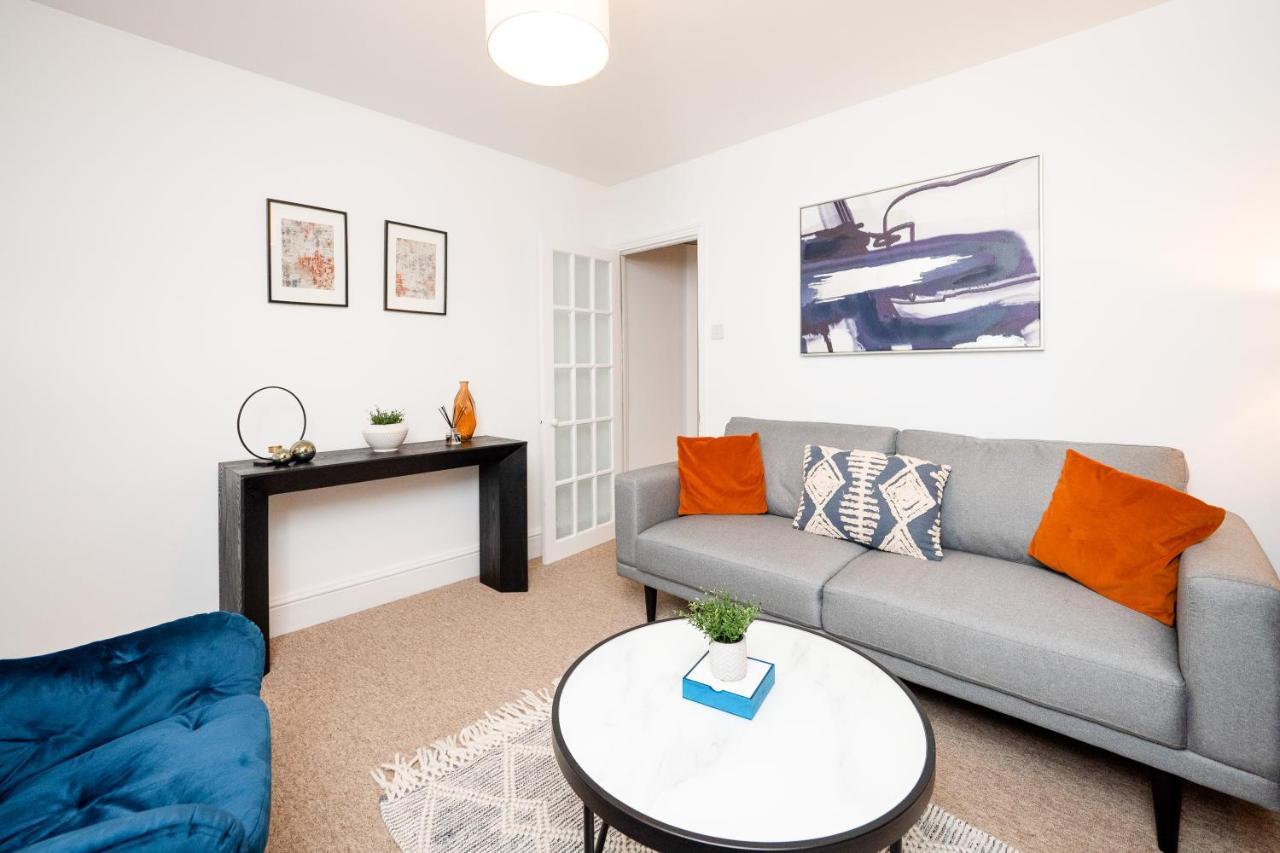 Stunning 2-Bedroom Home In City Centre With Wi-Fi! Tunbridge Wells Extérieur photo