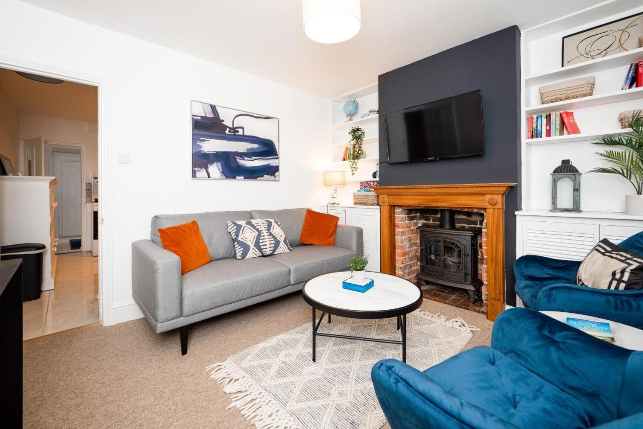 Stunning 2-Bedroom Home In City Centre With Wi-Fi! Tunbridge Wells Extérieur photo