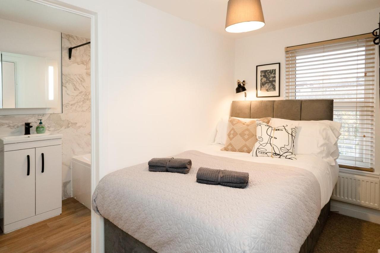 Stunning 2-Bedroom Home In City Centre With Wi-Fi! Tunbridge Wells Extérieur photo