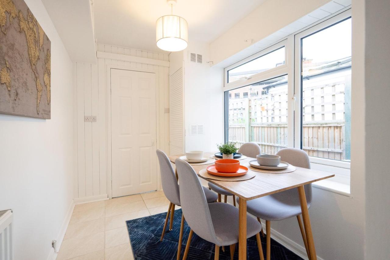 Stunning 2-Bedroom Home In City Centre With Wi-Fi! Tunbridge Wells Extérieur photo